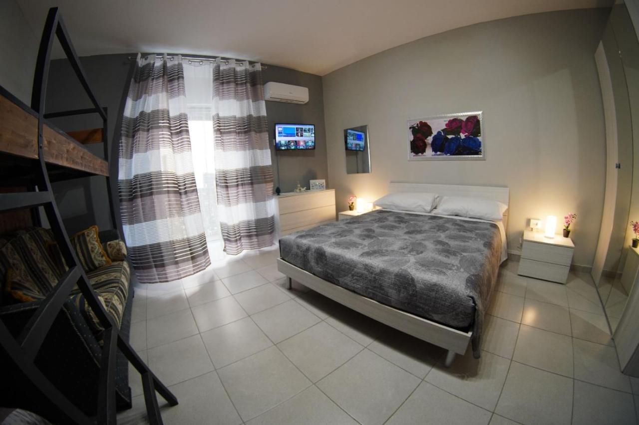 Apartamento Lilly'S House Castellammare di Stabia Exterior foto